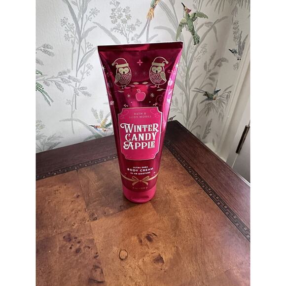 Bath and Body Works Winter Candy Apple Ultra Shea Body Cream 8 oz - Picture 1 of 6